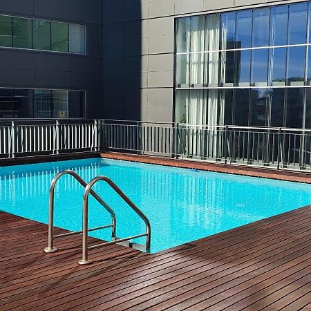 Nice Duplex Apartment With Free Pool And Garage Lisbon Luaran gambar